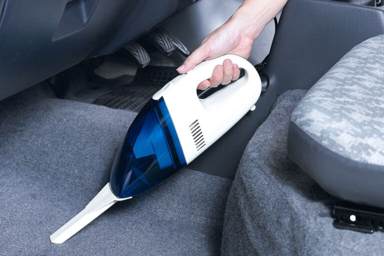aspirateur voiture sans fil