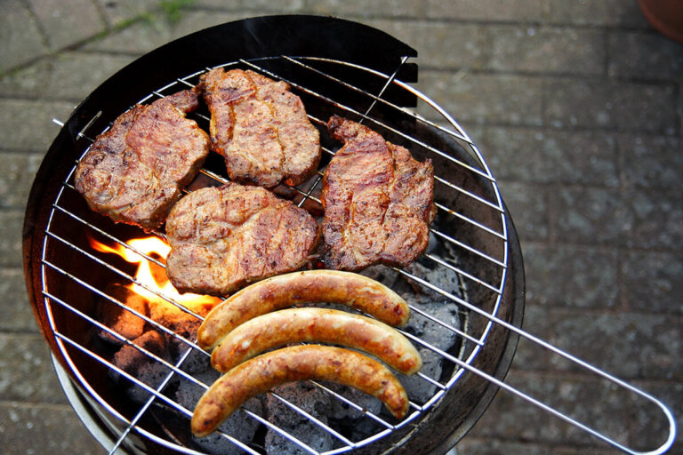 barbecue à colonne