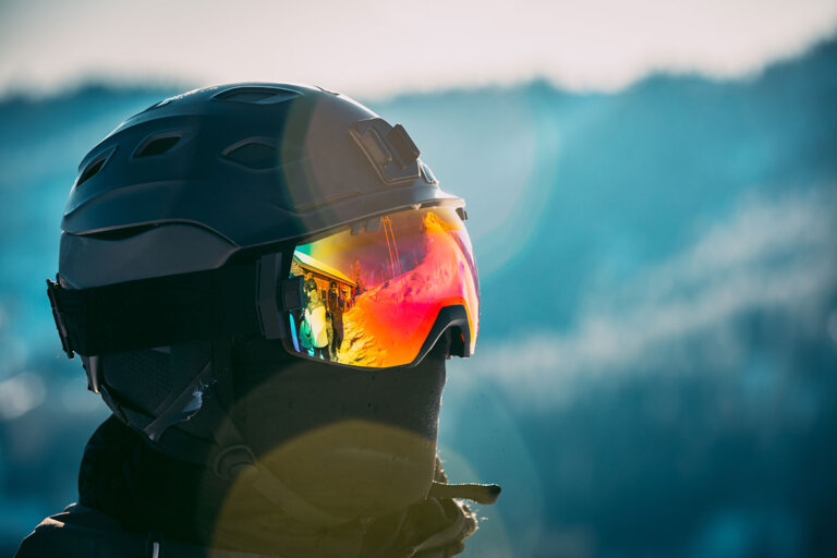 casque de ski avec visière