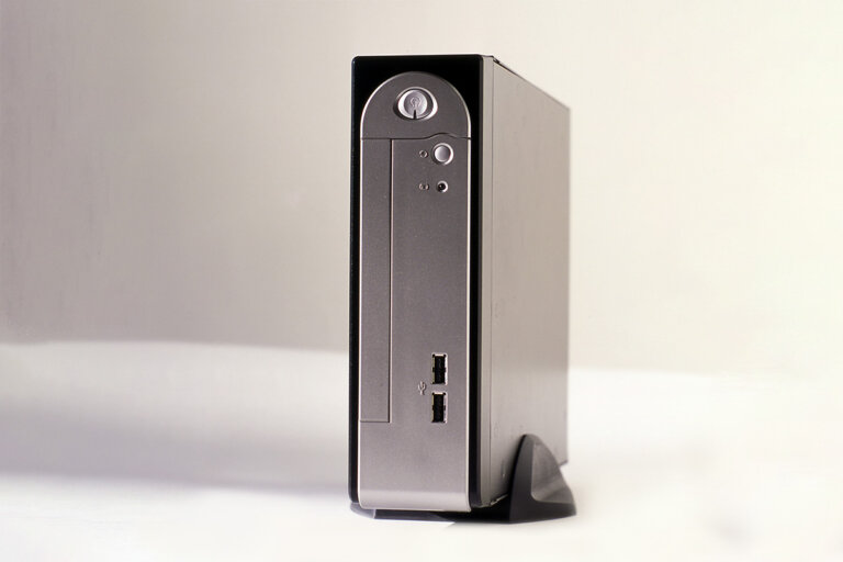 ordinateur barebone