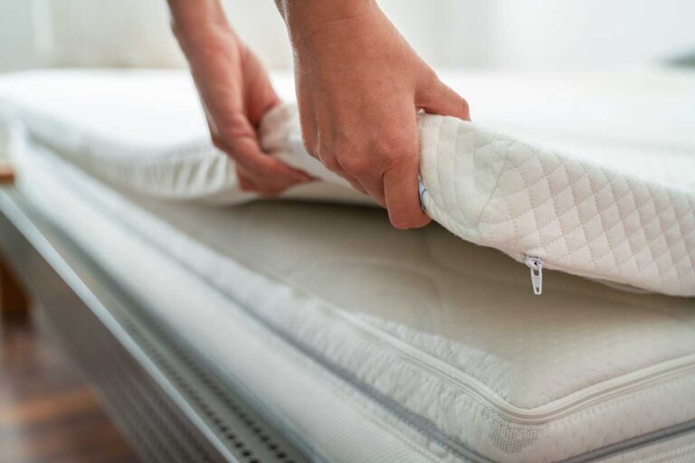 surmatelas en mousse froide