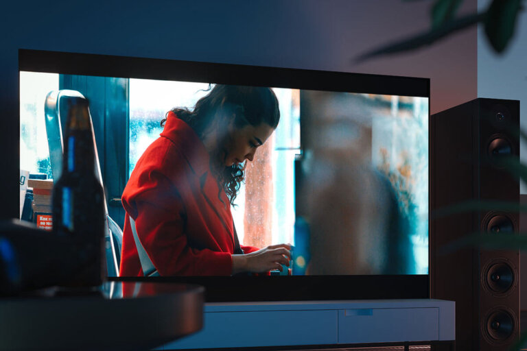 téléviseur 85 pouces